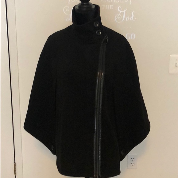 Via Spiga Jackets & Blazers - Black Via Spiga Cape Size S/M